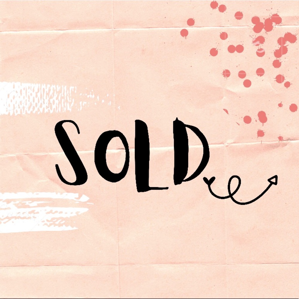 🖤SOLD🖤